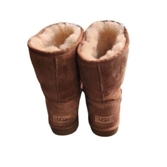 Ugg Classic II boots in chestnut - Picture 4 of 12